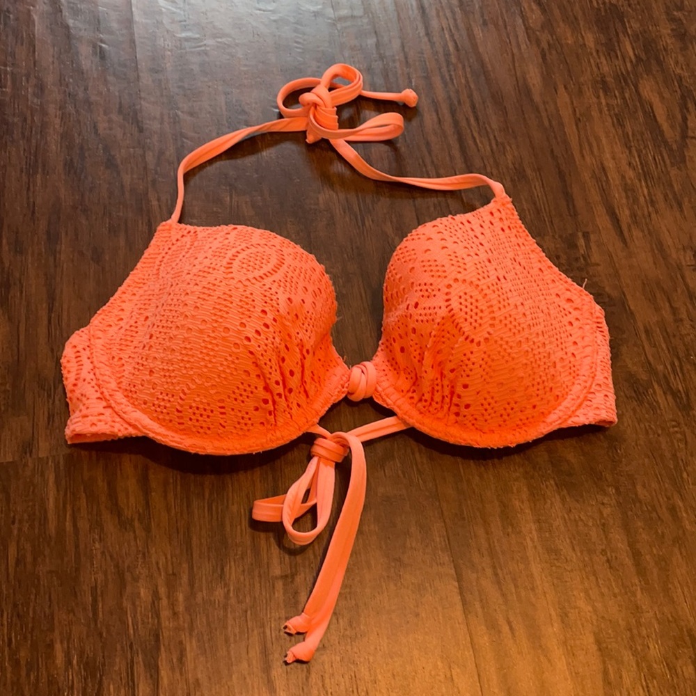 H&M Peach Lace Bikini Top